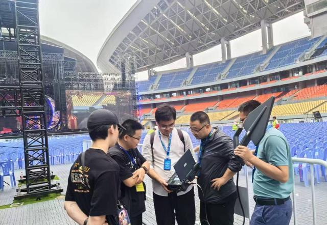 广西移动网络保障团队进行5G-A网络覆盖测试